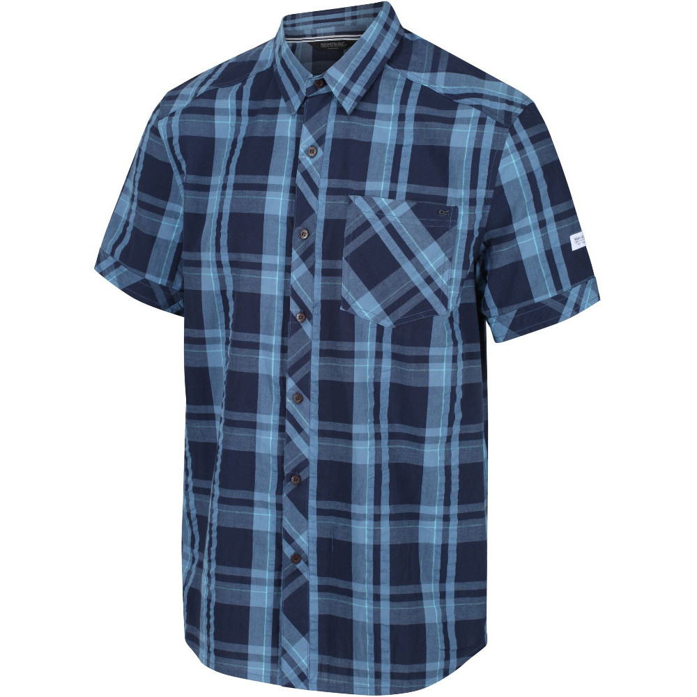 Men's short-sleeved Shirt. Short sleeved check Shirt. Short sleeved shirt